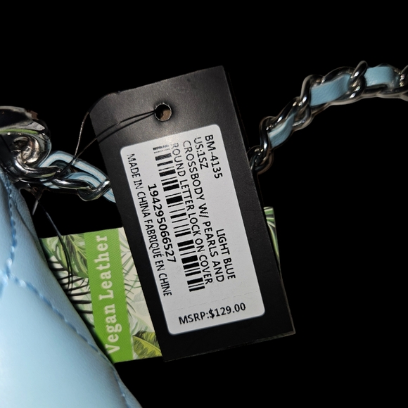 NWT Badgley Mischka Crossbody - Picture 5 of 7